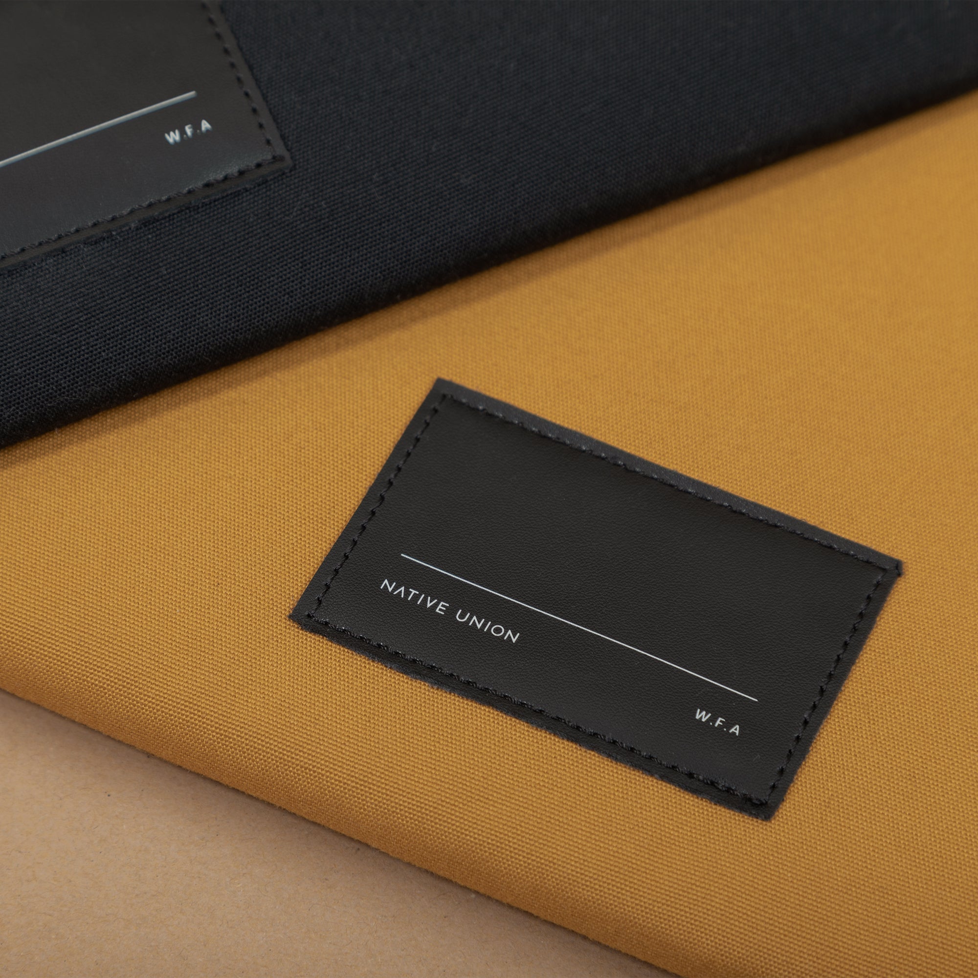 غطاء Native Union W.F.A لجهاز MacBook Pro 16"