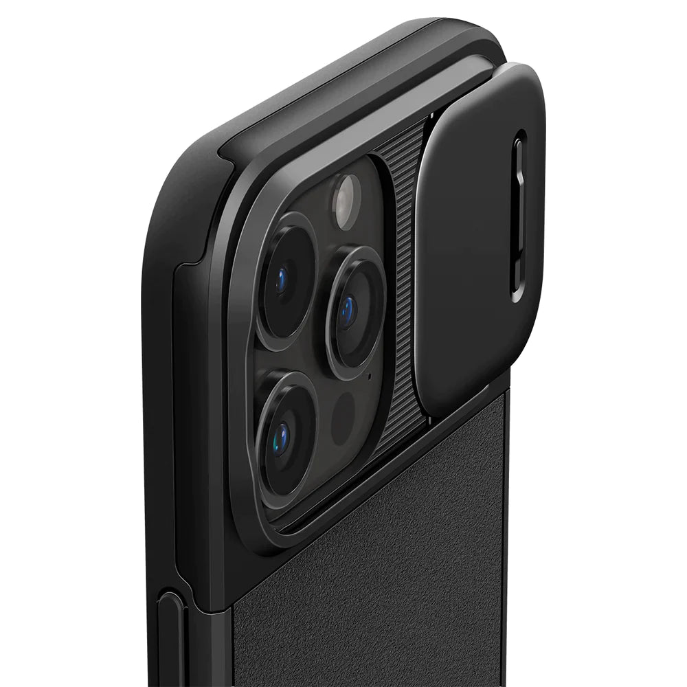 Spigen iPhone 15 Pro Max Case Optik Armor (MagFit)