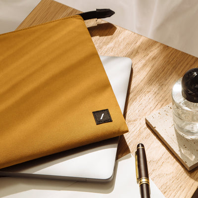 غطاء Native Union W.F.A لجهاز MacBook Pro 16"