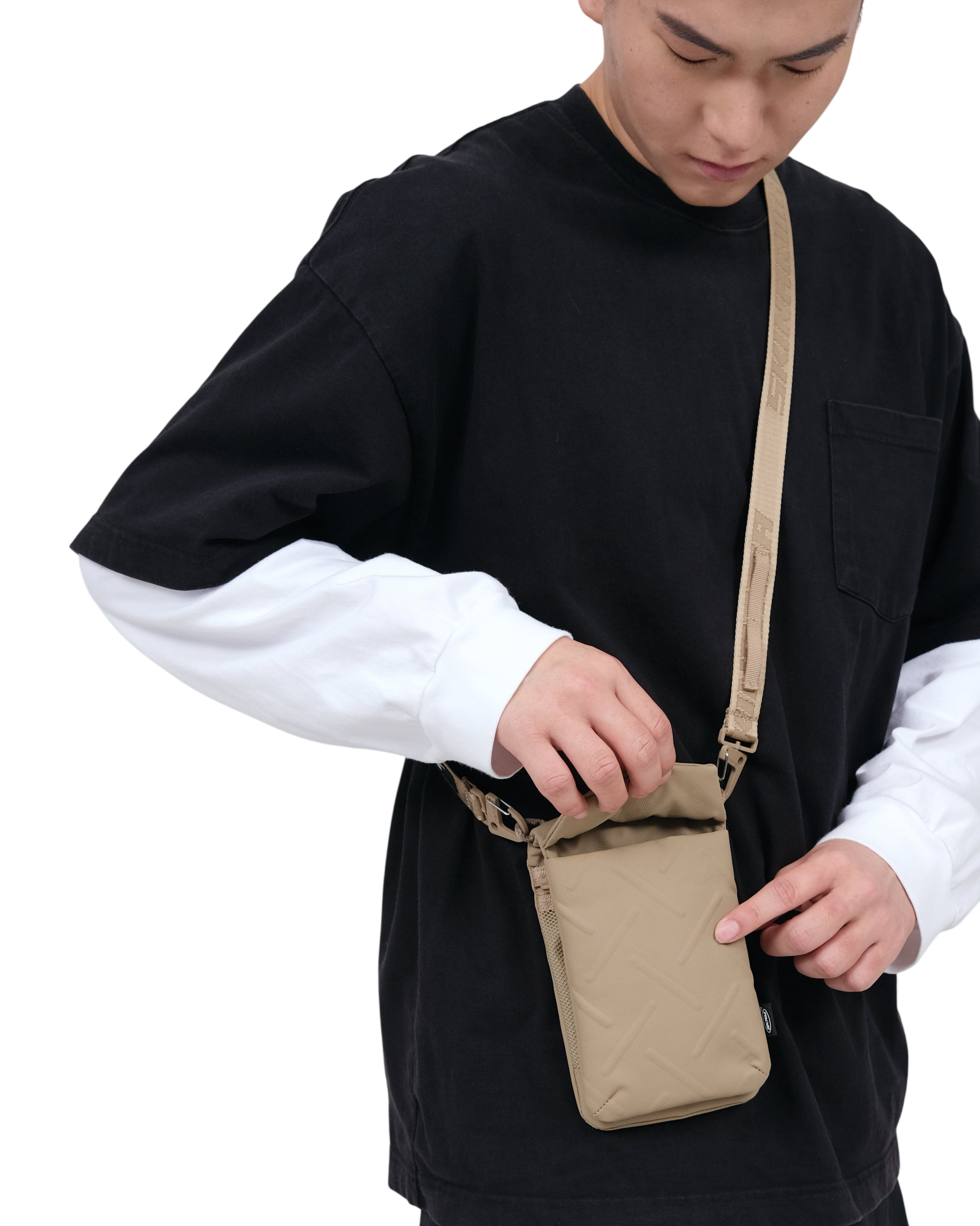 Skinarma JUNO Utility Sling Bag