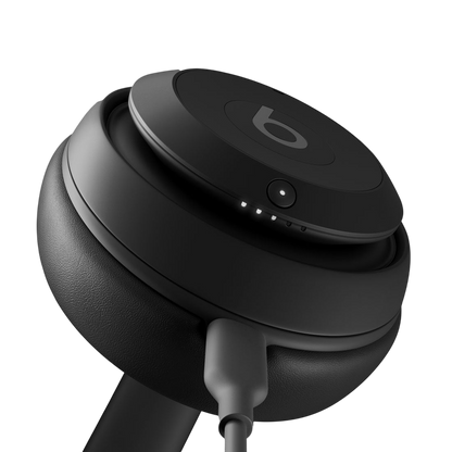 سماعات رأس Beats Studio Pro اللاسلكية فوق الأذن مع إلغاء الضوضاء