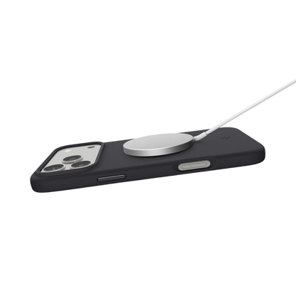 غلاف سبجن سيليكون فيت (ماج فيت) لآيفون 17 برو ماكس / آيفون 17 برو