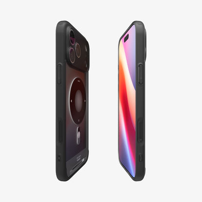 غلاف سبجن الترا هايبرد كلاسيك (ماج فيت) لآيفون 17 برو ماكس