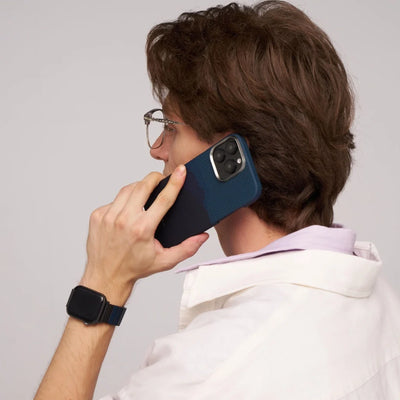 غطاء بيتاكا ستاربيك المنسوج باللمس لهاتف آيفون 16 برو ماكس